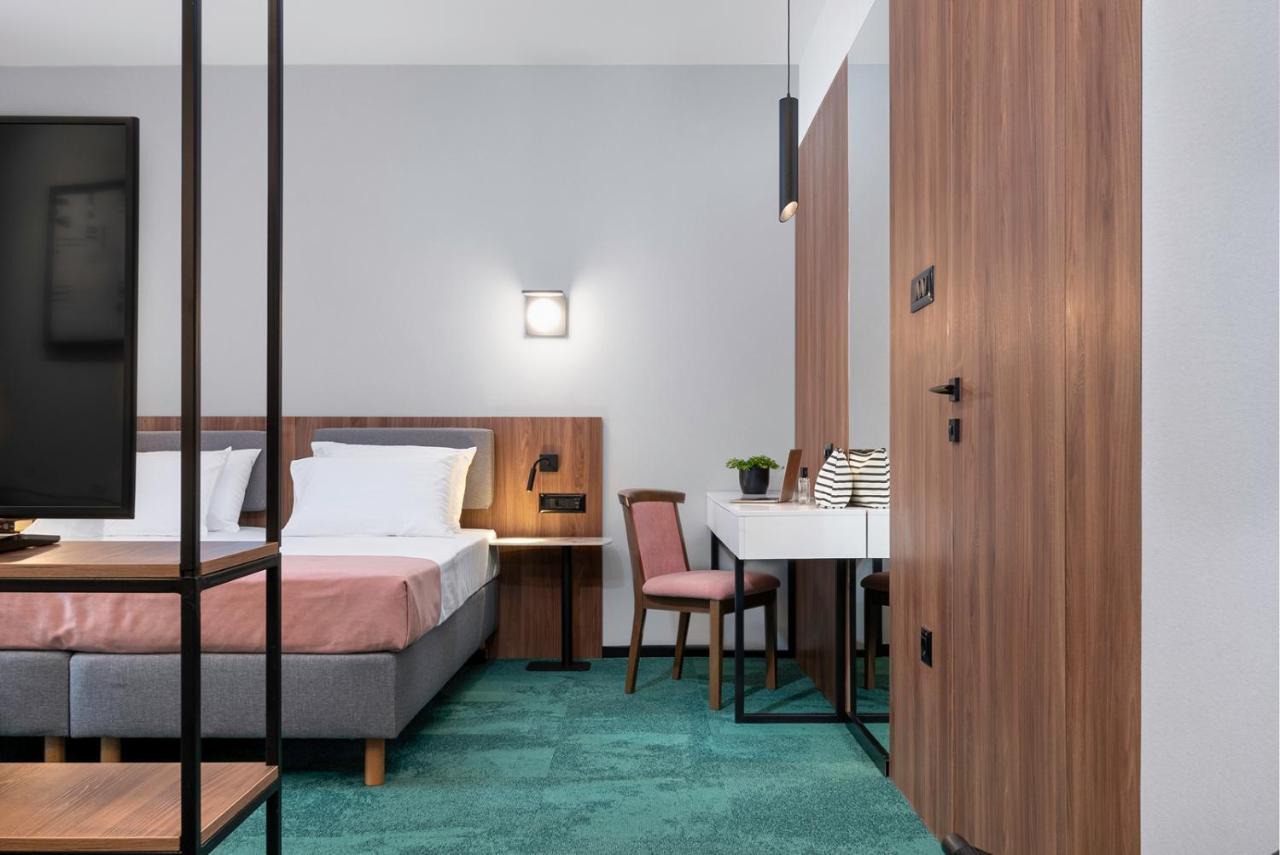 Hotel Tim'S Skopje Eksteriør billede