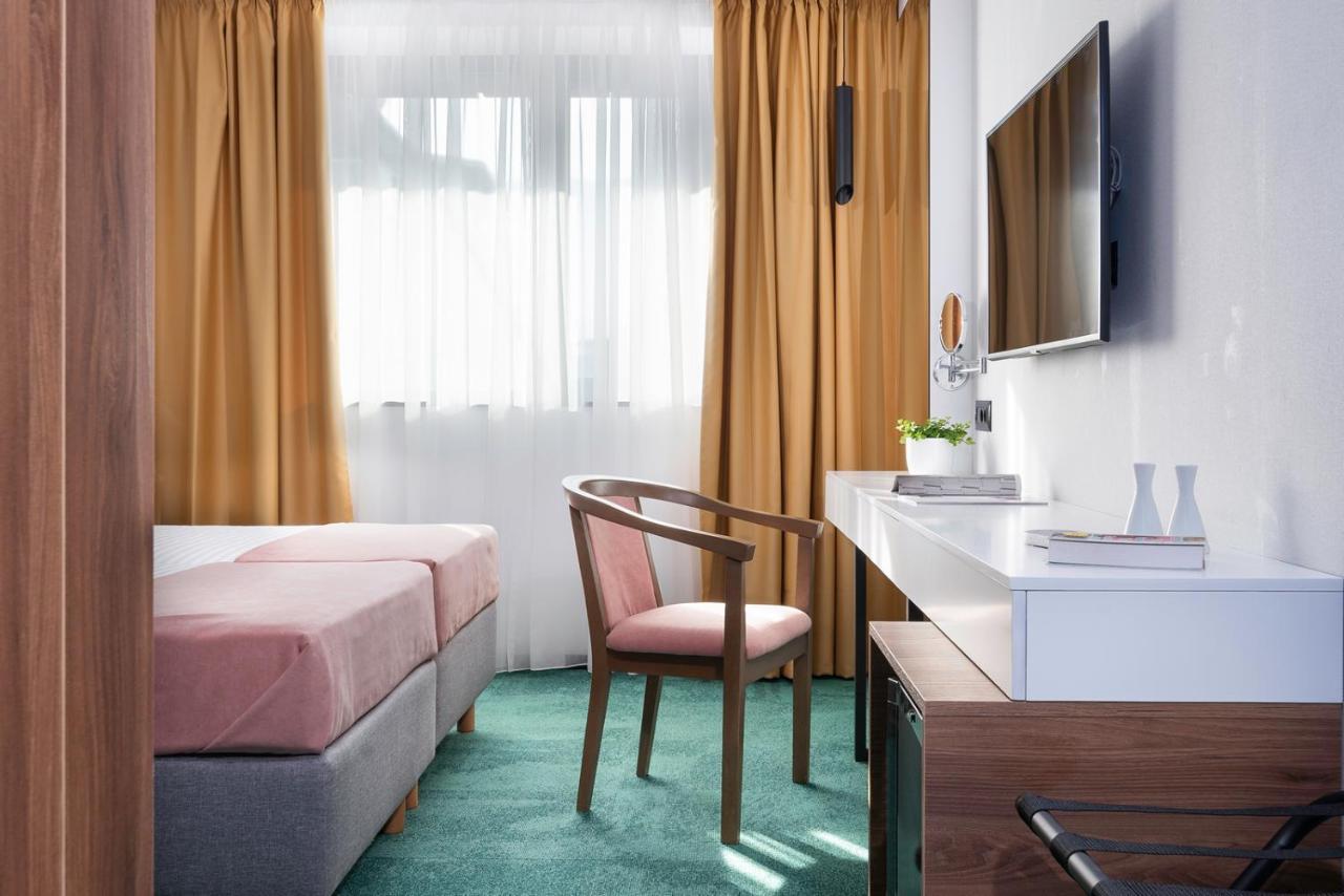 Hotel Tim'S Skopje Eksteriør billede